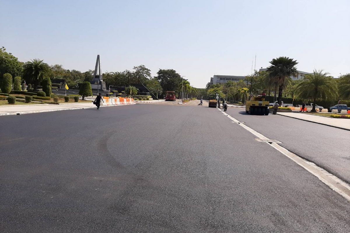 ตัวอย่างงานปูถนนยางมะตอย